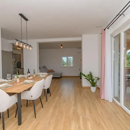 House Melani Ferienhaus